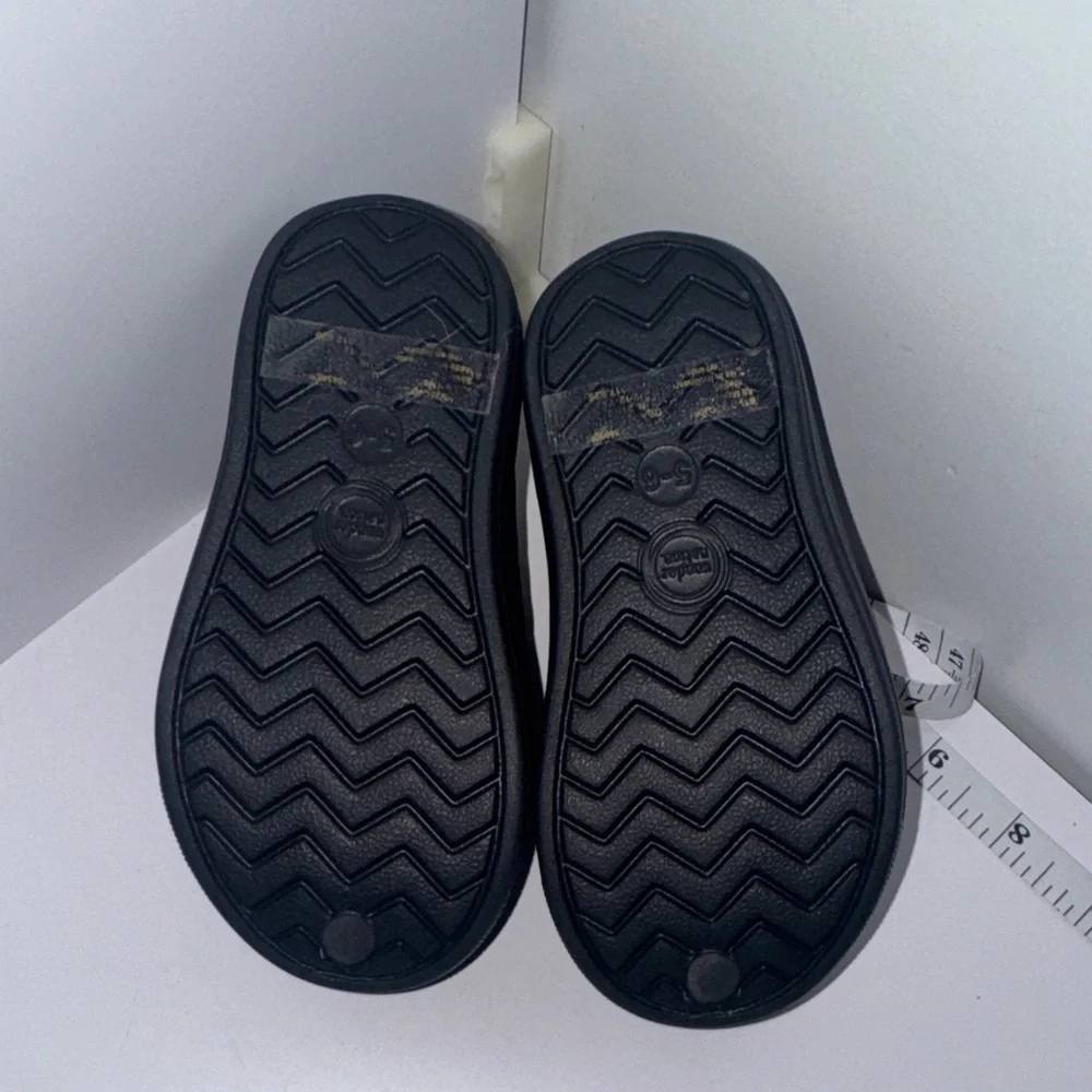 Wonder Nation Kids Black Water Shoes